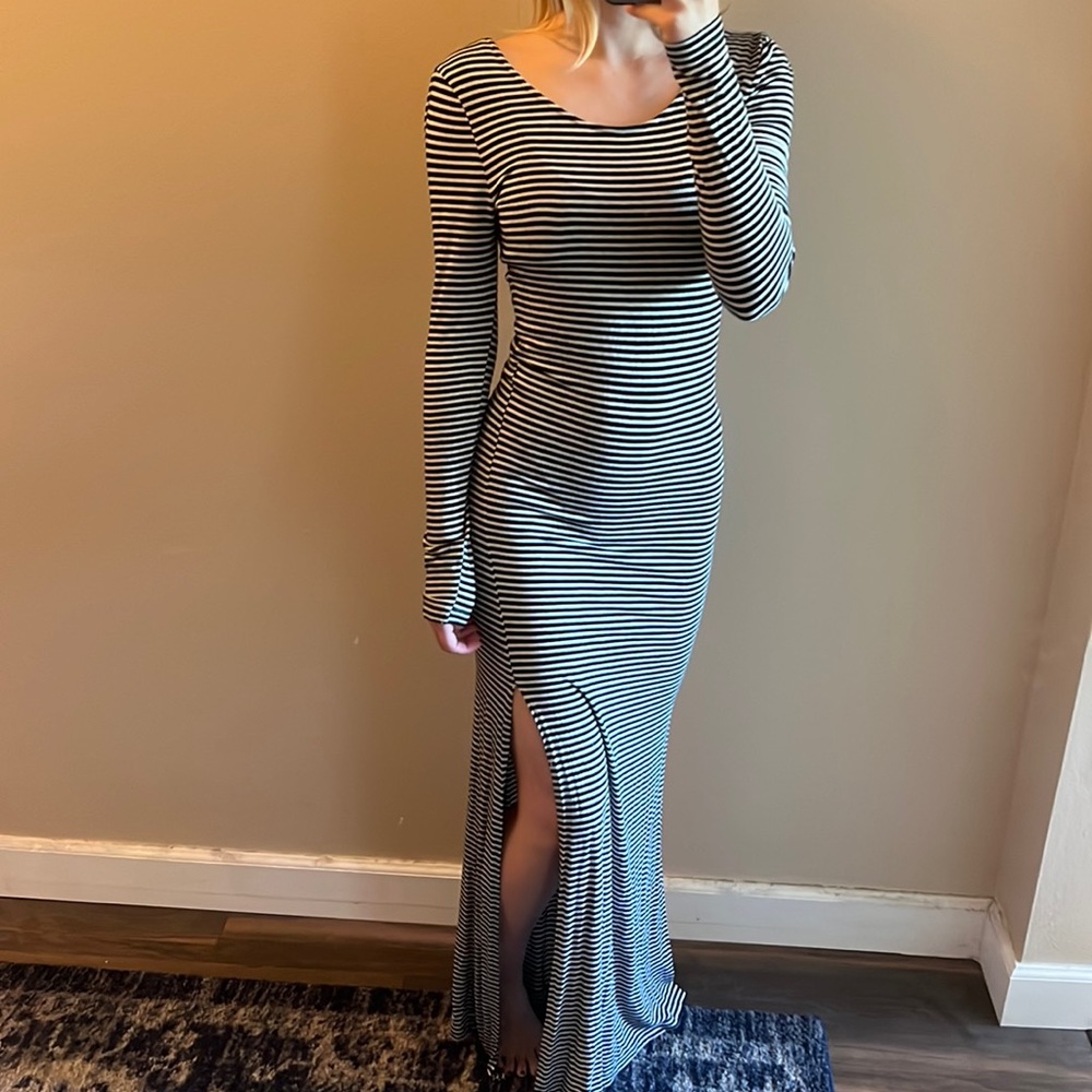 🦓amuse society striped yacht leisure beachy long sleeve fitted soft maxi dress
